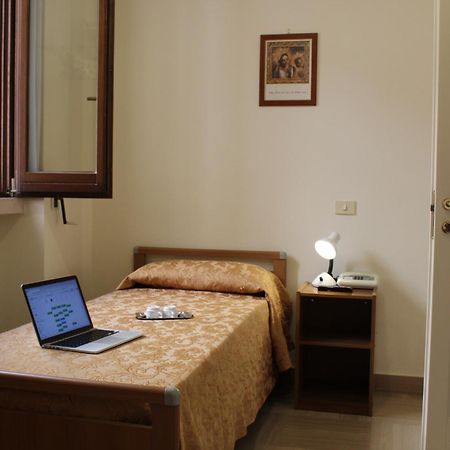 Albergo Del Santuario Santa Maria di Leuca Ngoại thất bức ảnh